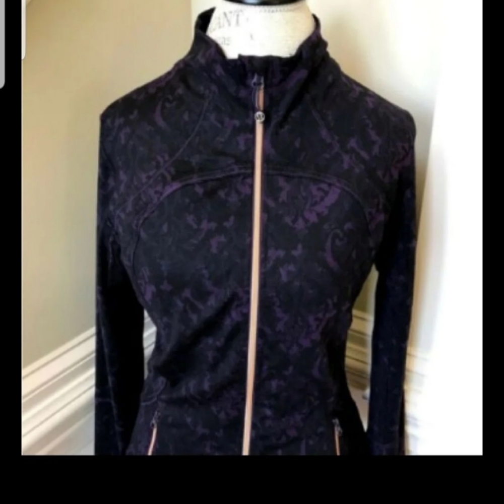 Lululemon jacket - Picture 3 of 4